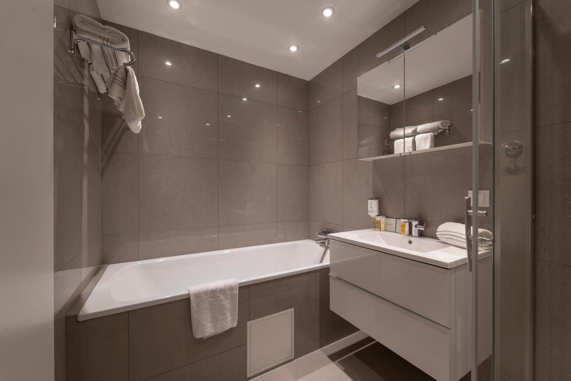 Pakat Residences เวียนนา ภายนอก รูปภาพ